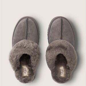 UGG Disquette grey sz 10